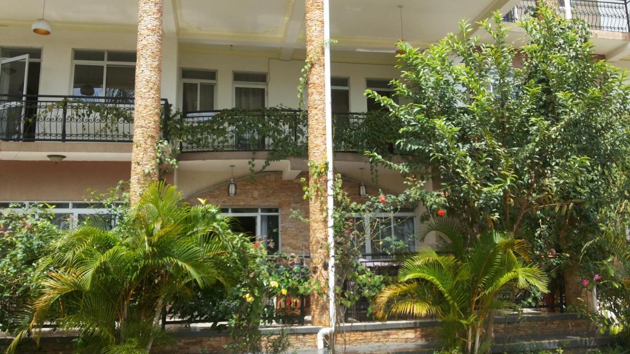 Rosevilla Hotel Arua Exterior photo