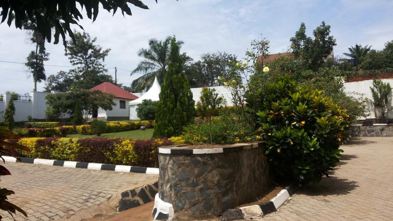 Rosevilla Hotel Arua Exterior photo